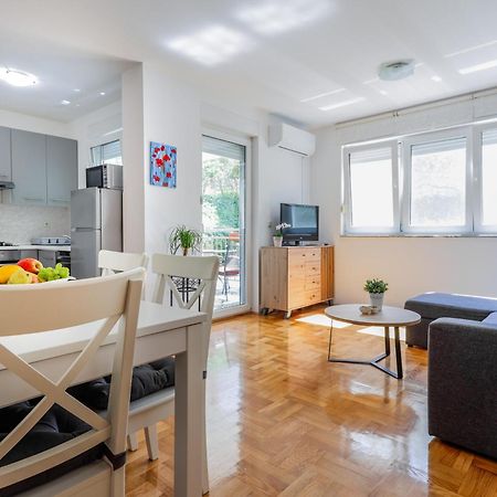 Lovely Apartment Zadar Exterior photo