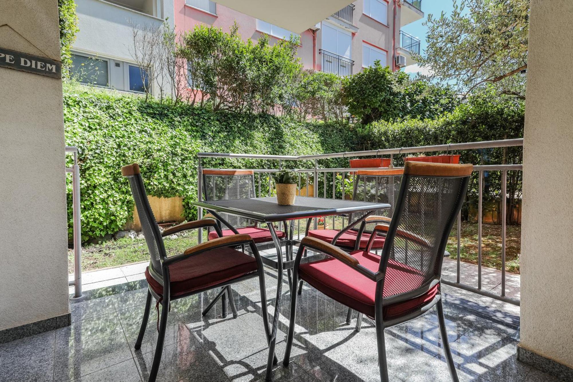 Lovely Apartment Zadar Exterior photo